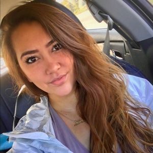 Meet your Posher, Christine